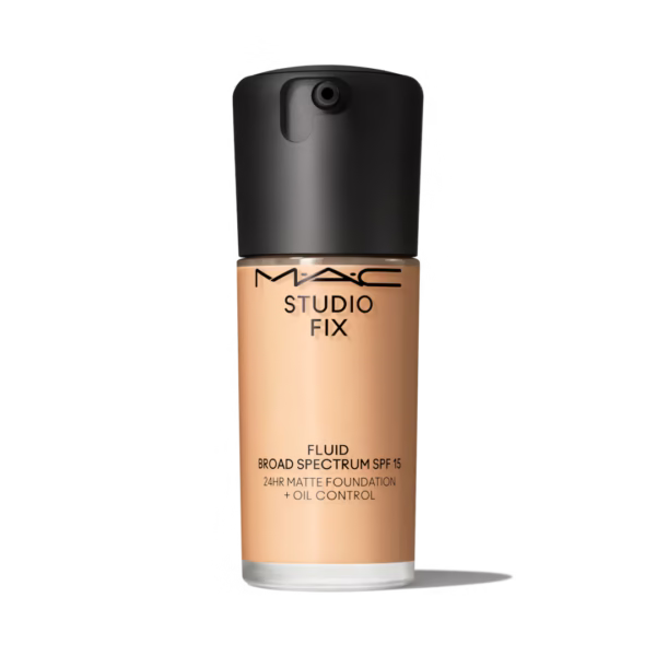 Studio Fix Fluid SPF 15 30ml FOUNDATION (NC17)